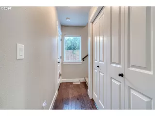 Photo #3: 20668939 Listing