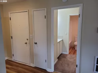 Photo #4: 20669012 Listing 