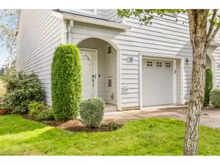 Photo #2: 20669875 Listing