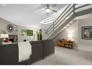 Photo #3: 20670375 Listing