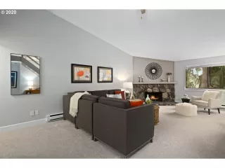 Photo #4: 20670375 Listing