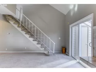 Photo #6: 20671148 Listing