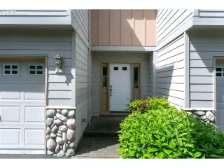 Photo #1: 20672412 Listing