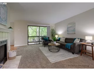 Photo #4: 20672919 Listing 