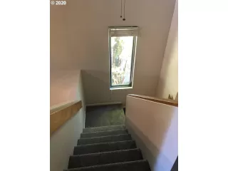 Photo #6: 20674811 Listing