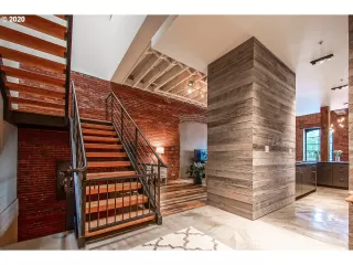 Photo #2: 20677009 Listing 