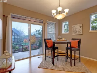 Photo #5: 20677938 Listing 