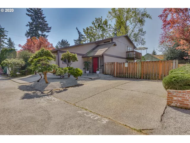 MLS: 20678115 Condo For Sale