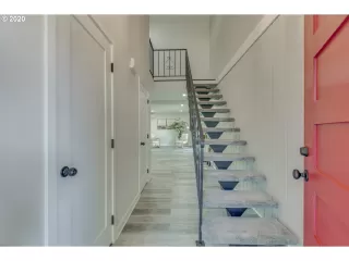 Photo #3: 20678115 Listing