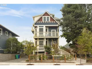 Photo #1: 20678634 Listing