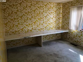 Photo #5: 20678902 Listing