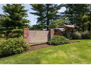 Photo #2: 20678905 Listing