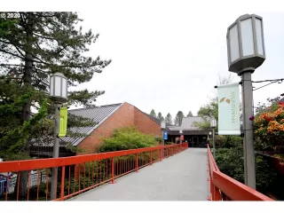 Photo #4: 20678905 Listing