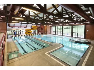 Photo #5: 20678905 Listing