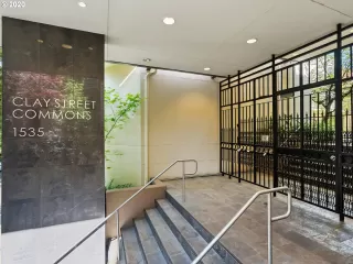 Photo #2: 20678949 Listing