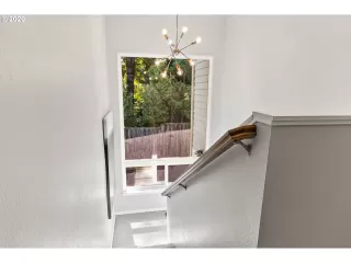 Photo #6: 20680690 Listing 