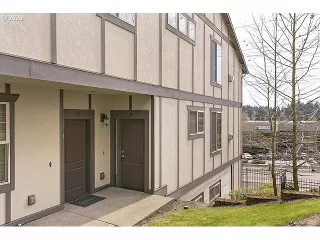 Photo #1: 20683400 Listing