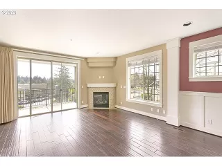 Photo #3: 20683400 Listing