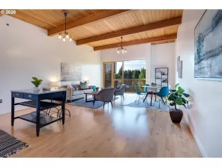 Photo #3: 20683772 Listing