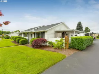 Photo #1: 20684340 Listing