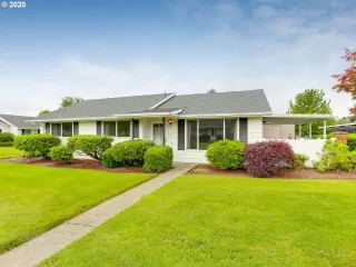 Photo #2: 20684340 Listing