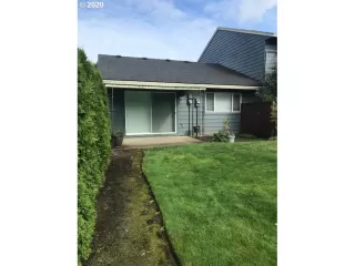 Photo #2: 20685465 Listing