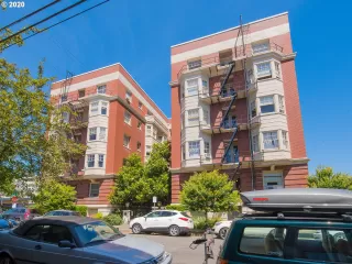 Photo #1: 20685560 Listing