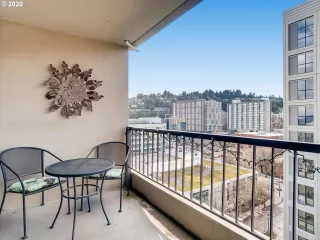 Photo #6: 20686236 Listing 