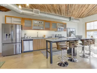 Photo #2: 20686268 Listing 