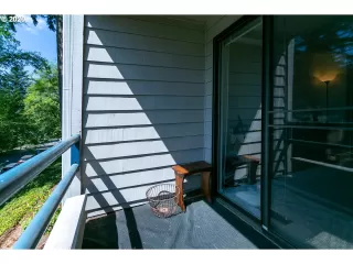 Photo #2: 20686587 Listing