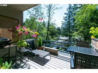 Photo #4: 20686587 Listing