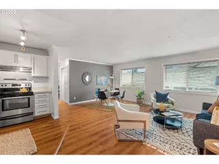 Photo #1: 20686618 Listing