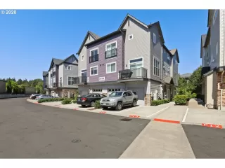 Photo #1: 20687621 Listing