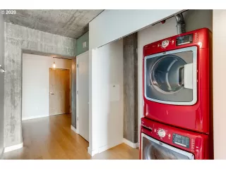 Photo #3: 20687863 Listing