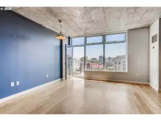 Photo #4: 20687863 Listing