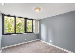 Photo #4: 20688686 Listing