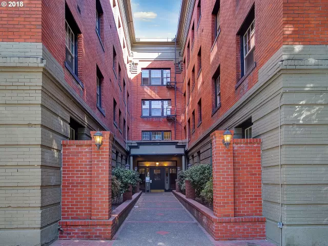 MLS: 20689526 Condo For Sale