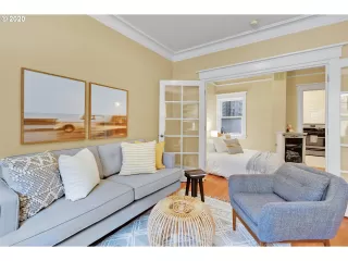 Photo #4: 20689526 Listing