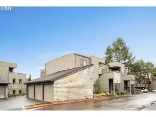 Photo #1: 20691016 Listing