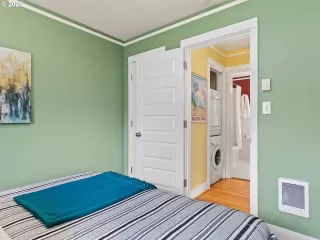 Photo #6: 20694698 Listing