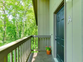 Photo #2: 20695587 Listing 