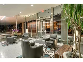 Photo #3: 20696308 Listing