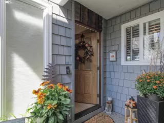 Photo #1: 20696501 Listing