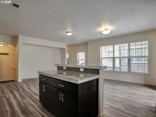 Photo #3: 20697411 Listing 