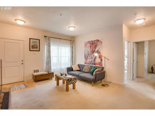 Photo #1: 20697929 Listing