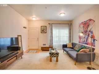 Photo #2: 20697929 Listing