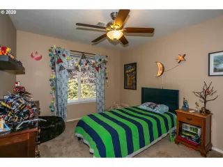 Photo #3: 20698167 Listing