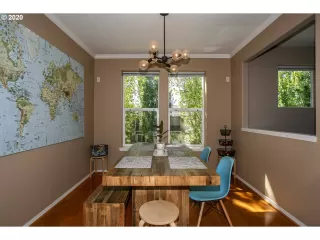 Photo #4: 20698167 Listing