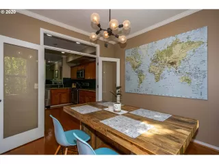 Photo #5: 20698167 Listing