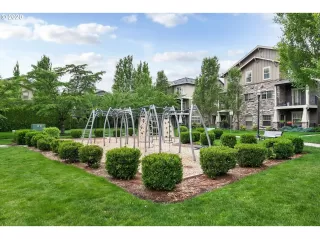 Photo #6: 20698936 Listing 